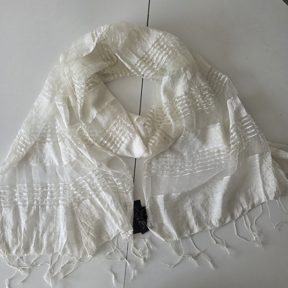 NWT Cejon Scarf Sheer White Striped Gauze Fringe Made in India 88x27 Inches - Picture 1 of 9
